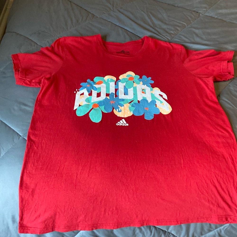 Adidas men’s Tshirt size large red with Hawaiian graphic